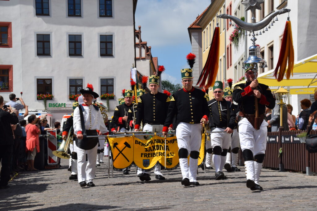 Unterstützen